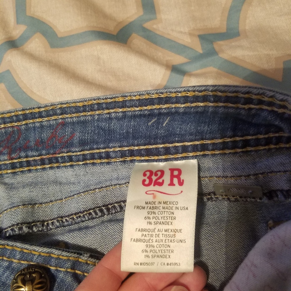 Jeans - Picture 2 of 4